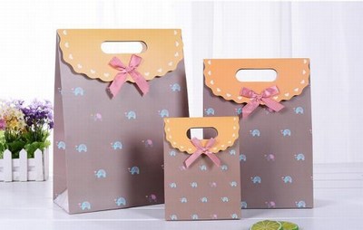 Custom Gift Paper Bags, Personalized Printed Gift Bags India