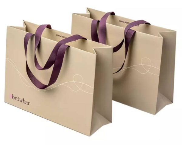 Boutique Paper Bags manufacturer Wholesale cloth garment carry bag
